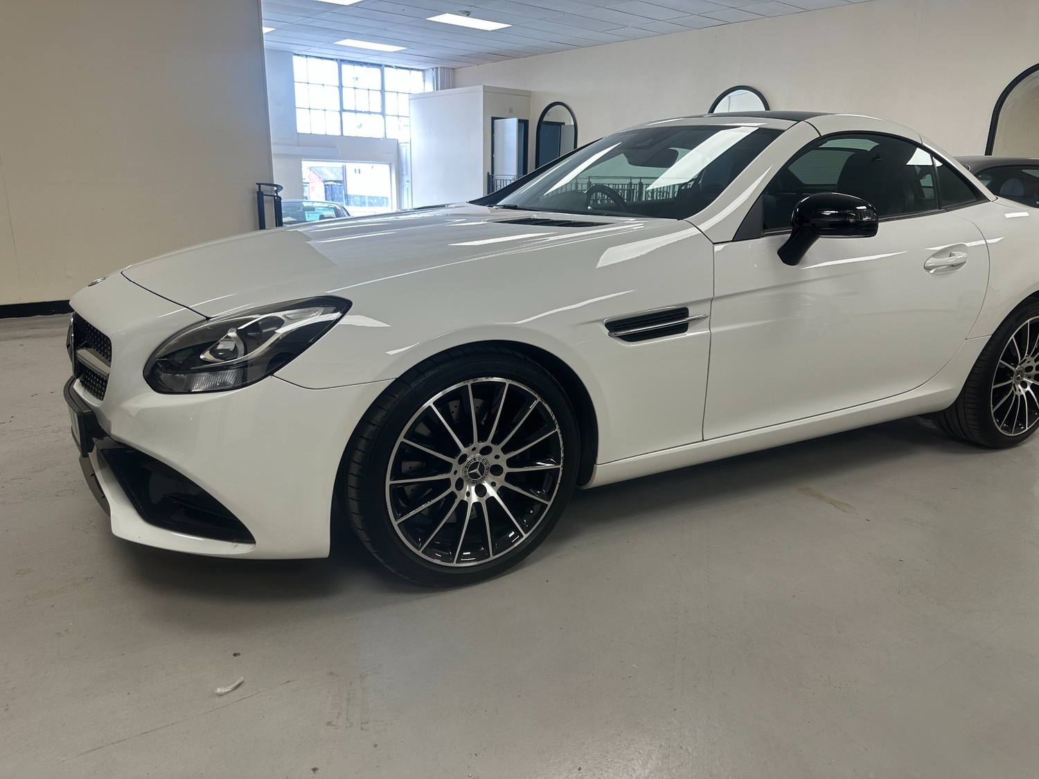 Mercedes-Benz SLC 2018 - Cars in Stafford