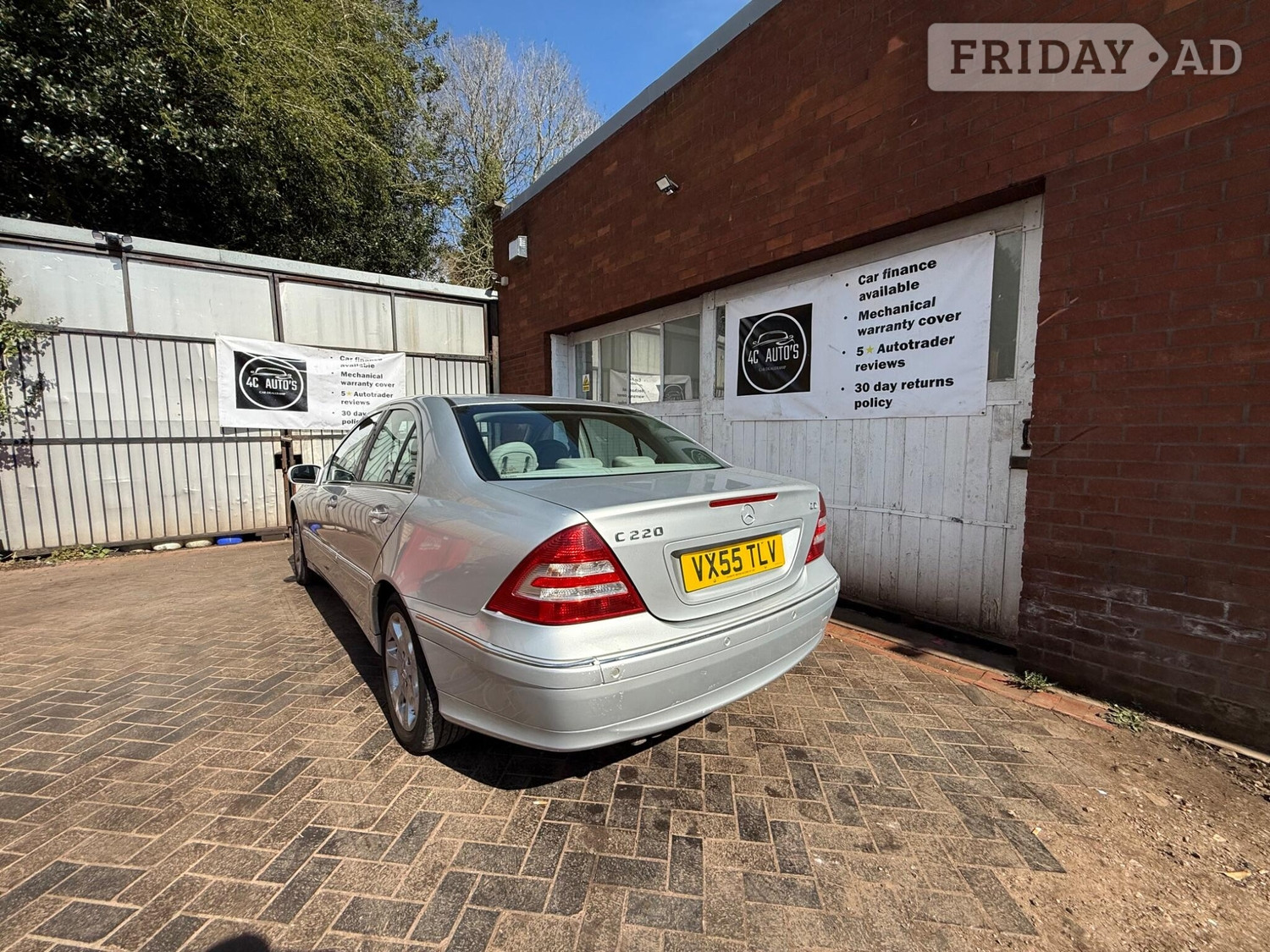 [ berth ]Mercedes-Benz C Class