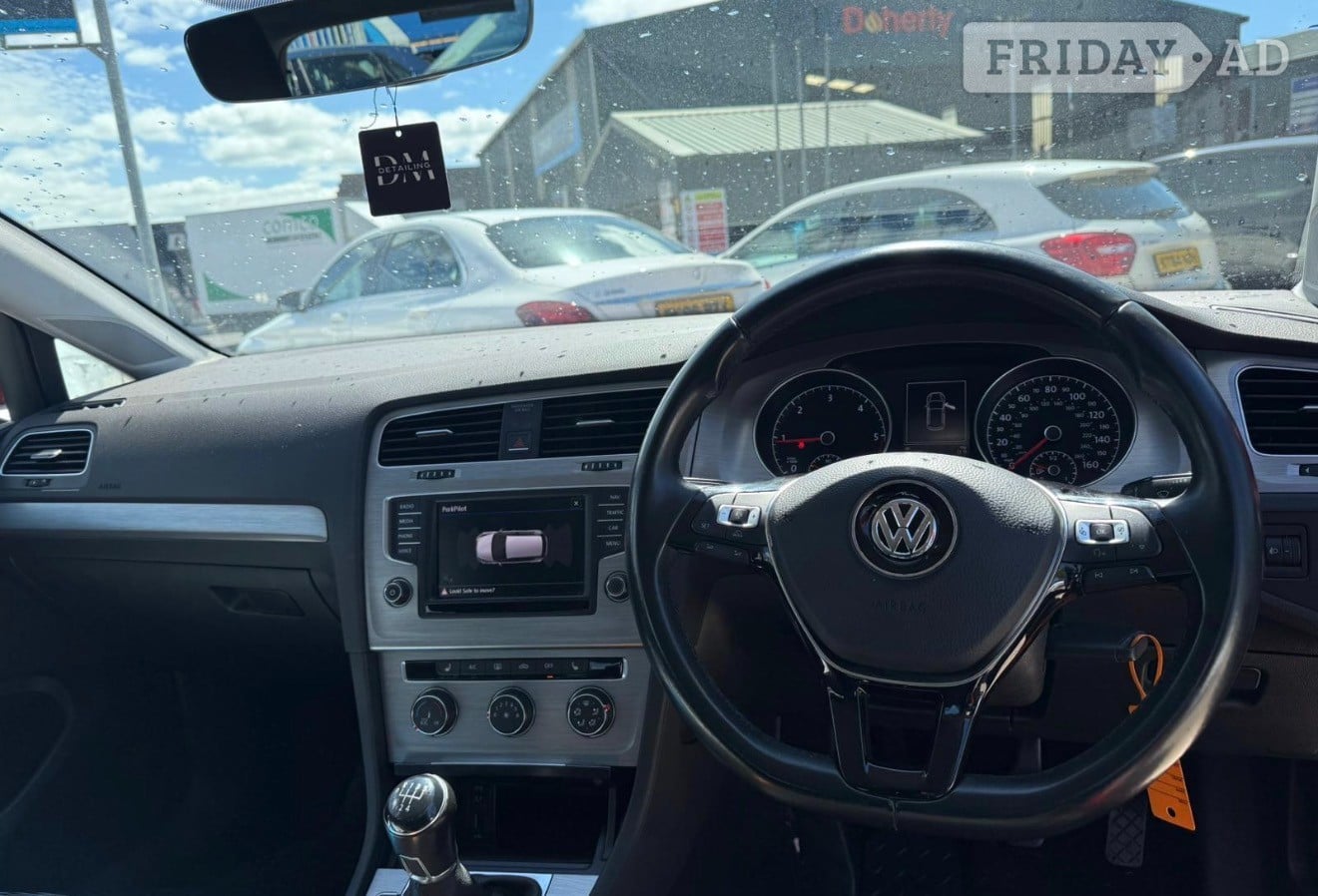 Volkswagen Golf 2017 - Cars