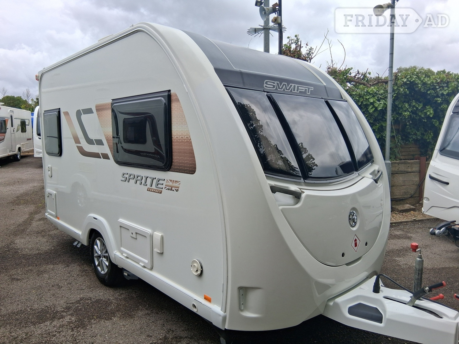 Swift Sprite Compact 2022 - Motorhomes & Caravans in Wimborne
