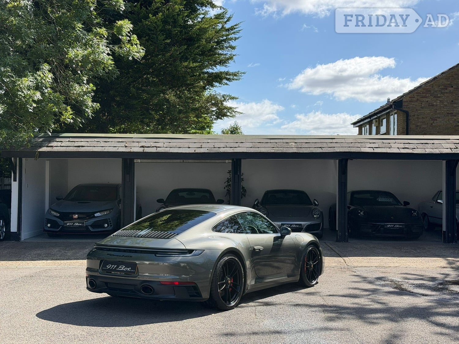 [ berth ]Porsche 911
