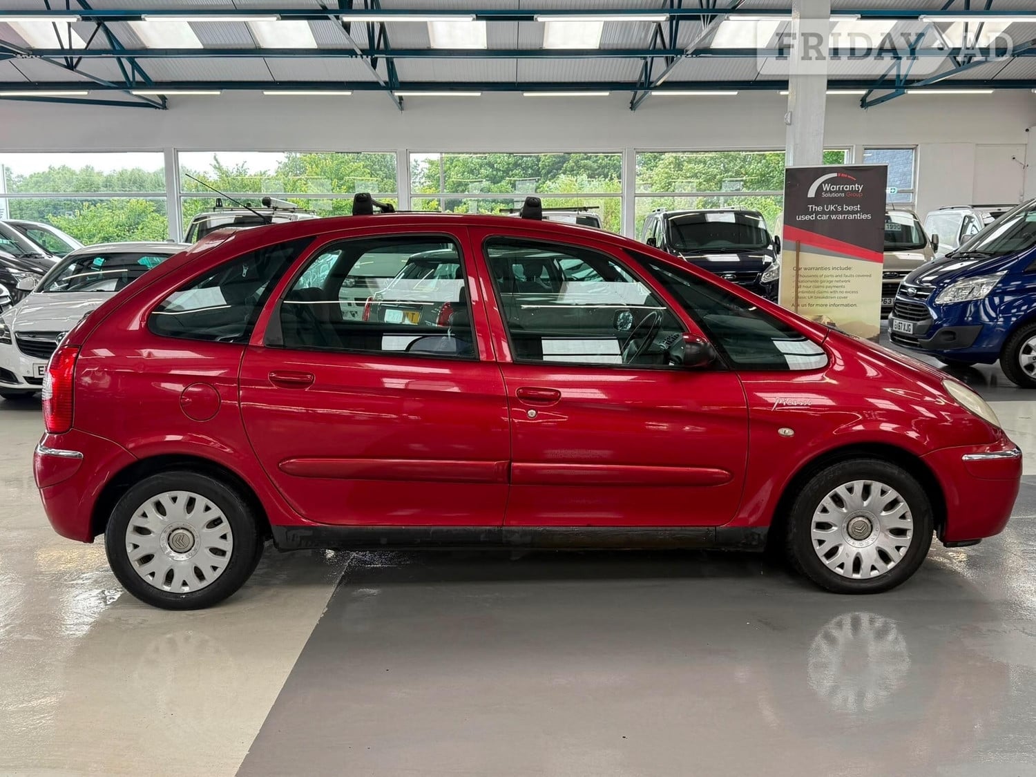 Citroen Xsara Picasso 2010 in Bolton