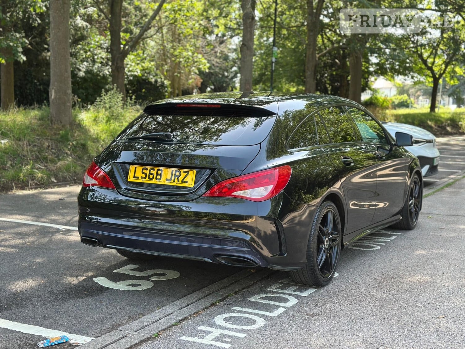 [ berth ]Mercedes-Benz CLA Class