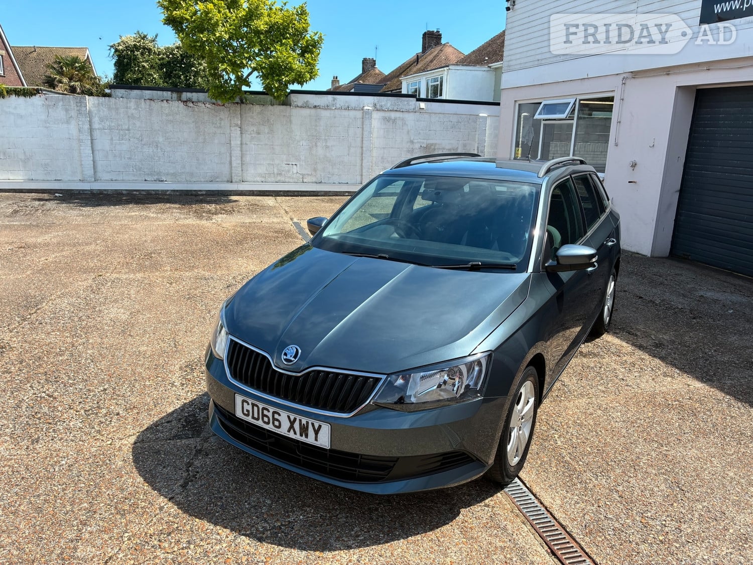 Skoda Fabia 2017 - Cars