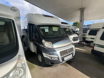 Auto-Trail Tracker RB 2013