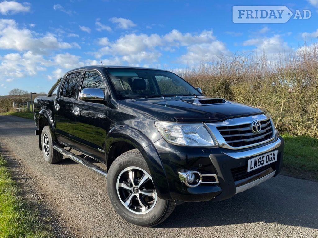 Toyota Hilux 2015 in St. Albans