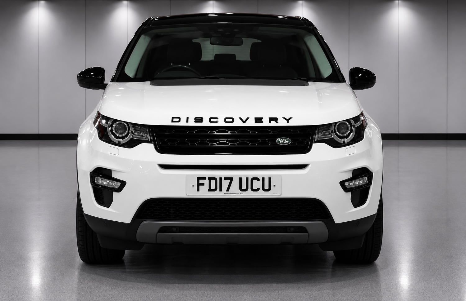[ berth ]Land Rover Discovery Sport