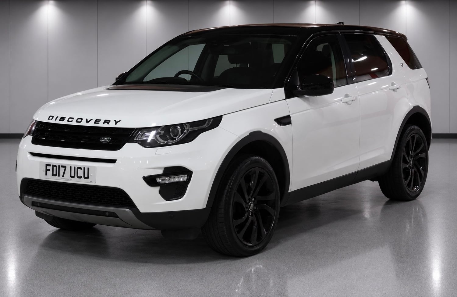 Land Rover Discovery Sport 2017 - Cars in Peterborough