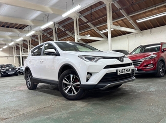 Toyota RAV4 2017