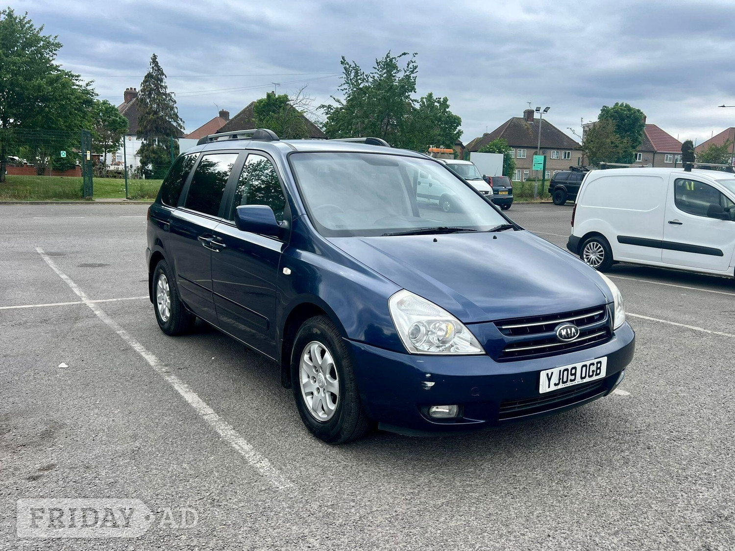Kia Sedona 2009 in Wembley