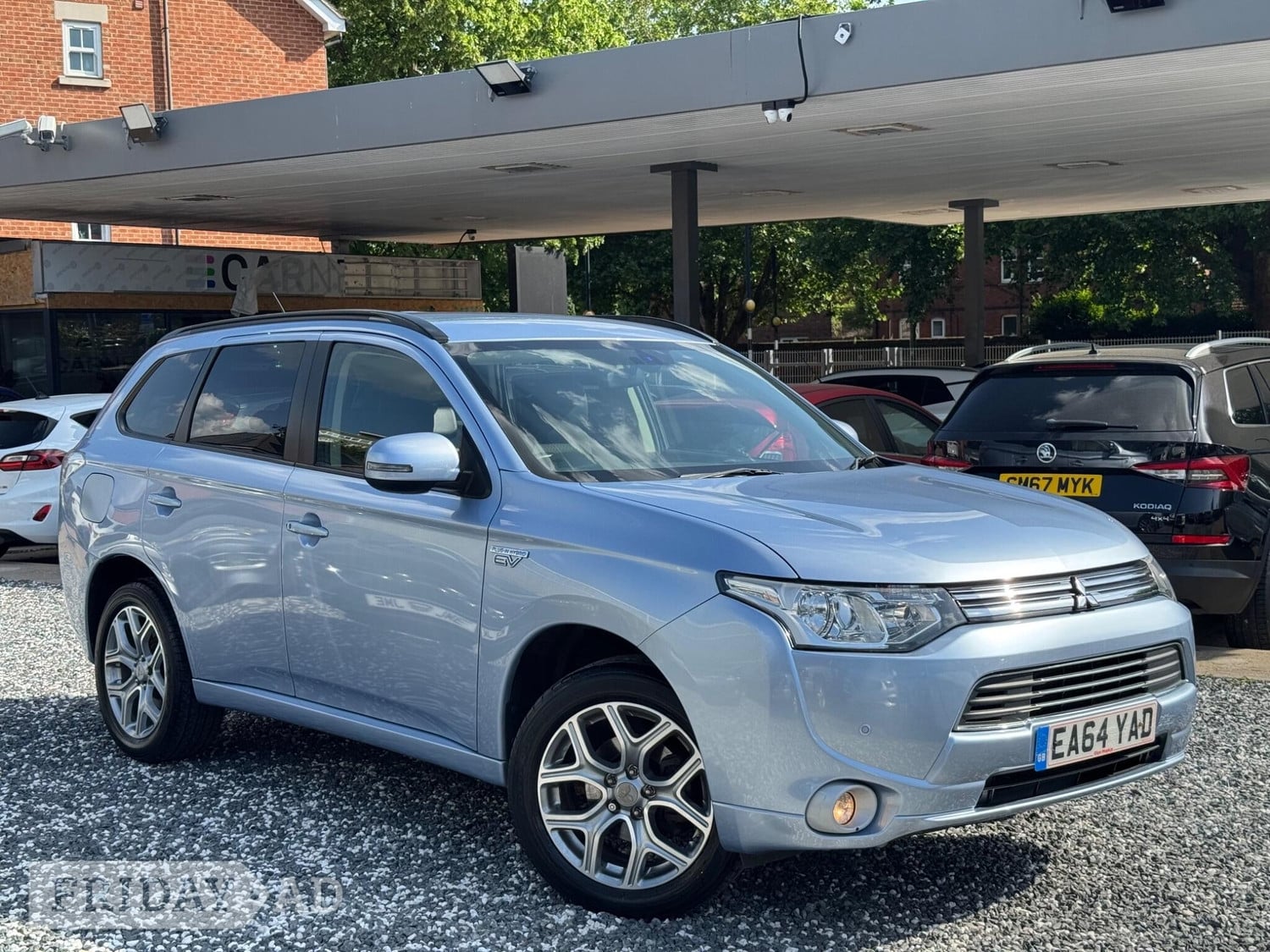 Mitsubishi Outlander 2015 in Bedford
