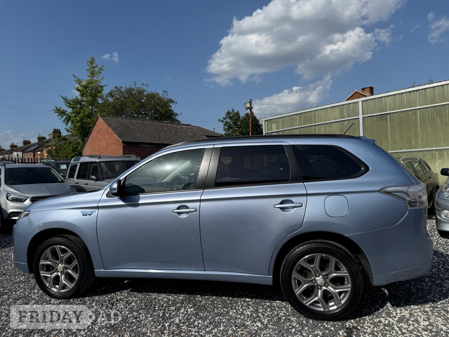 Mitsubishi Outlander 2015 - Cars