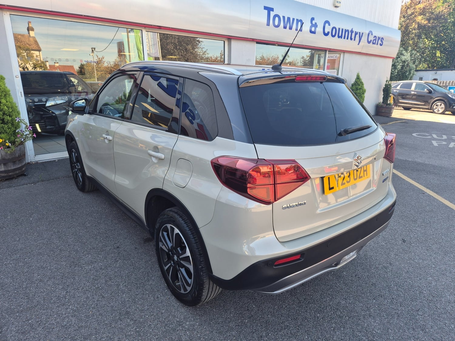 Suzuki Vitara 2023 - Cars in Aldershot
