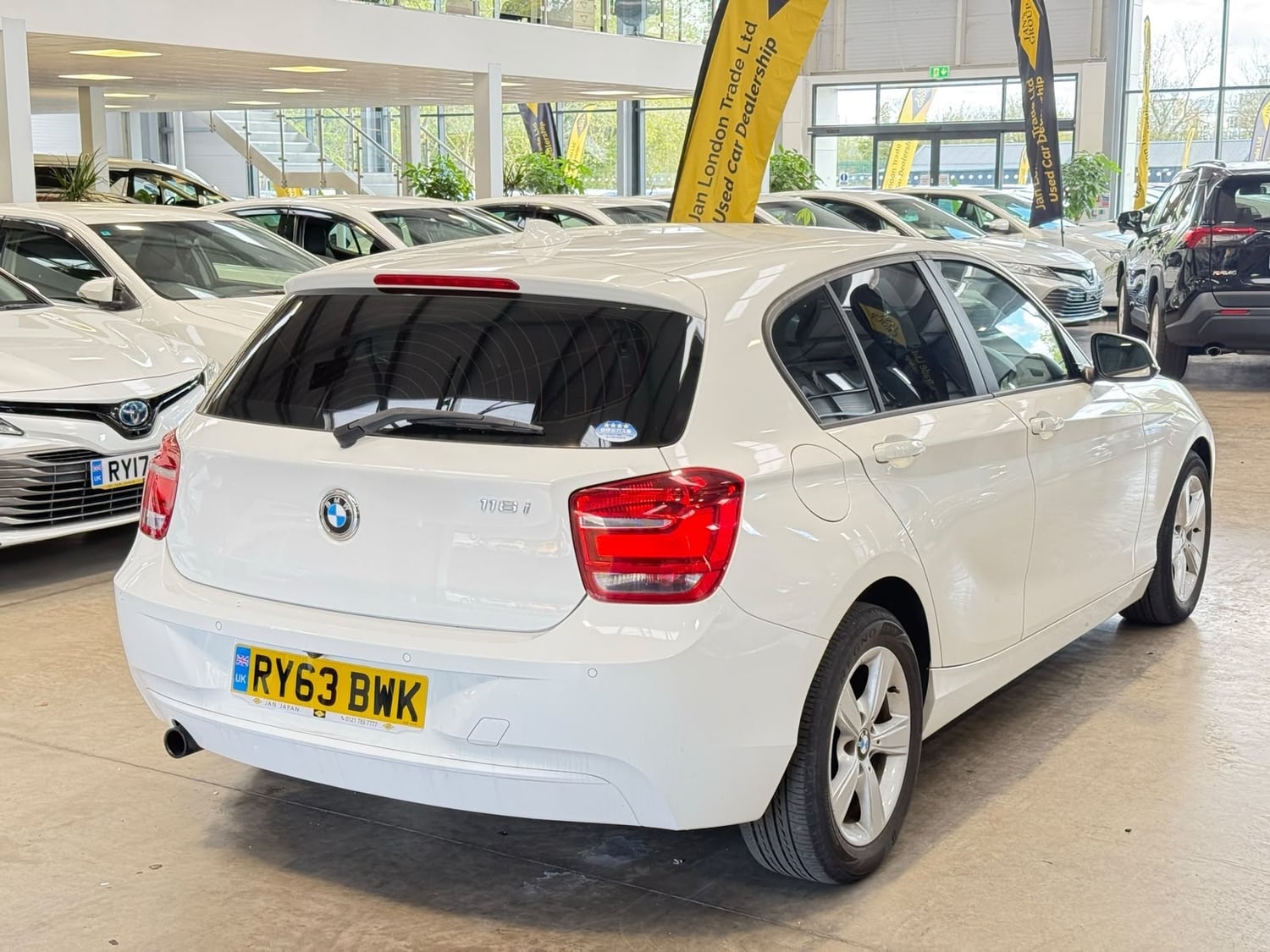 [ berth ]BMW 1 Series