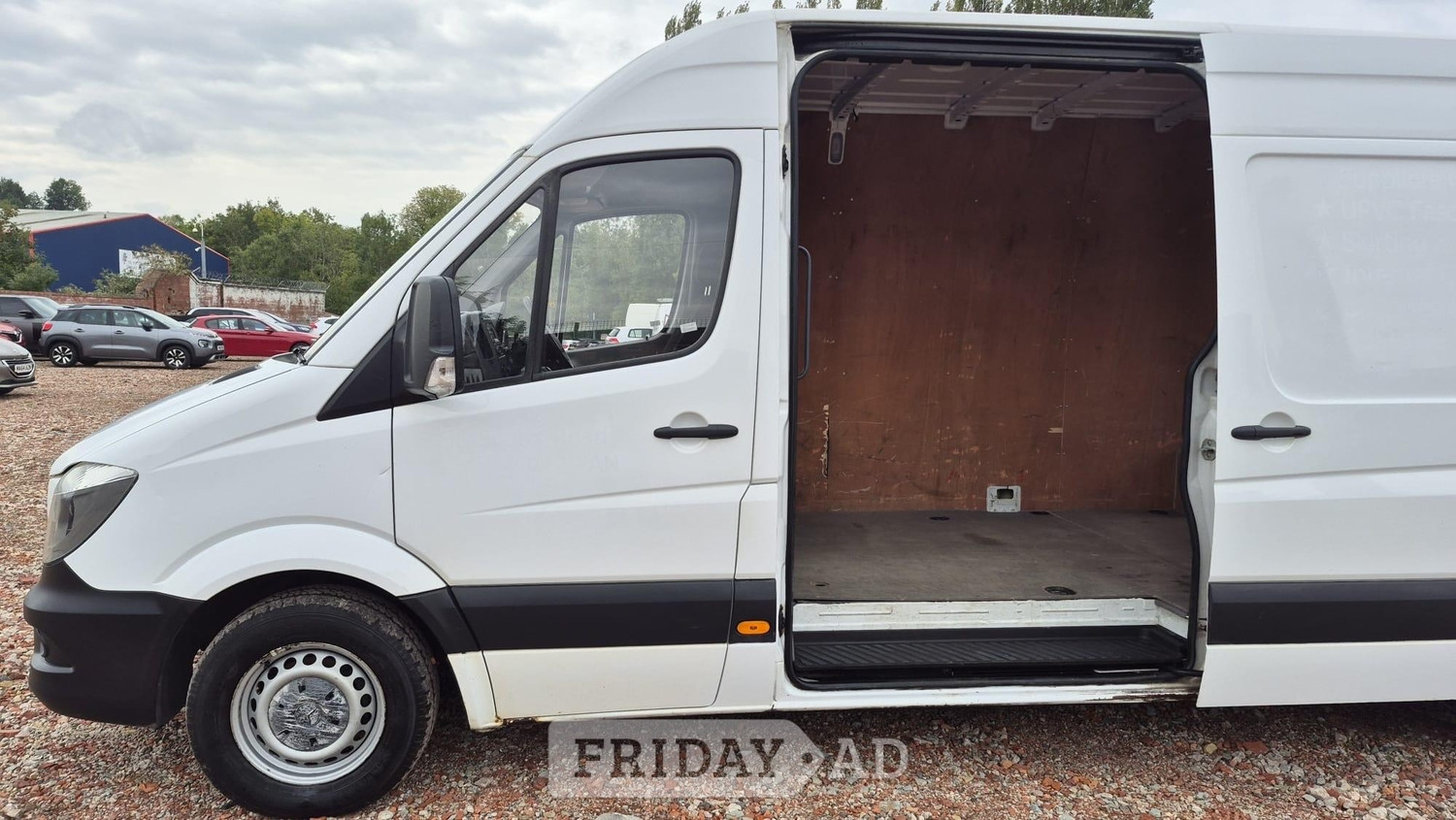 [ berth ]Mercedes-Benz Sprinter