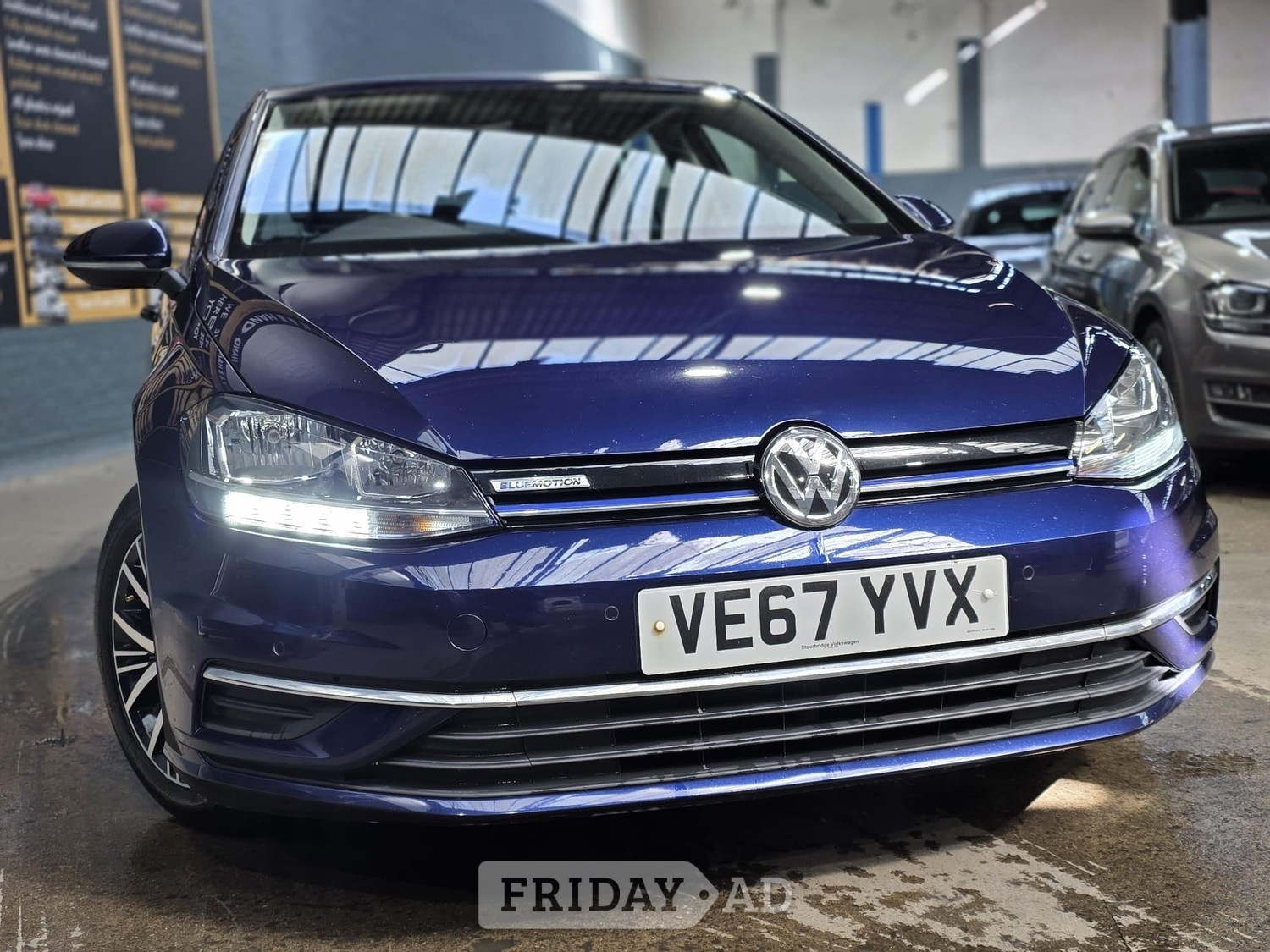 Volkswagen Golf 2018 - Cars