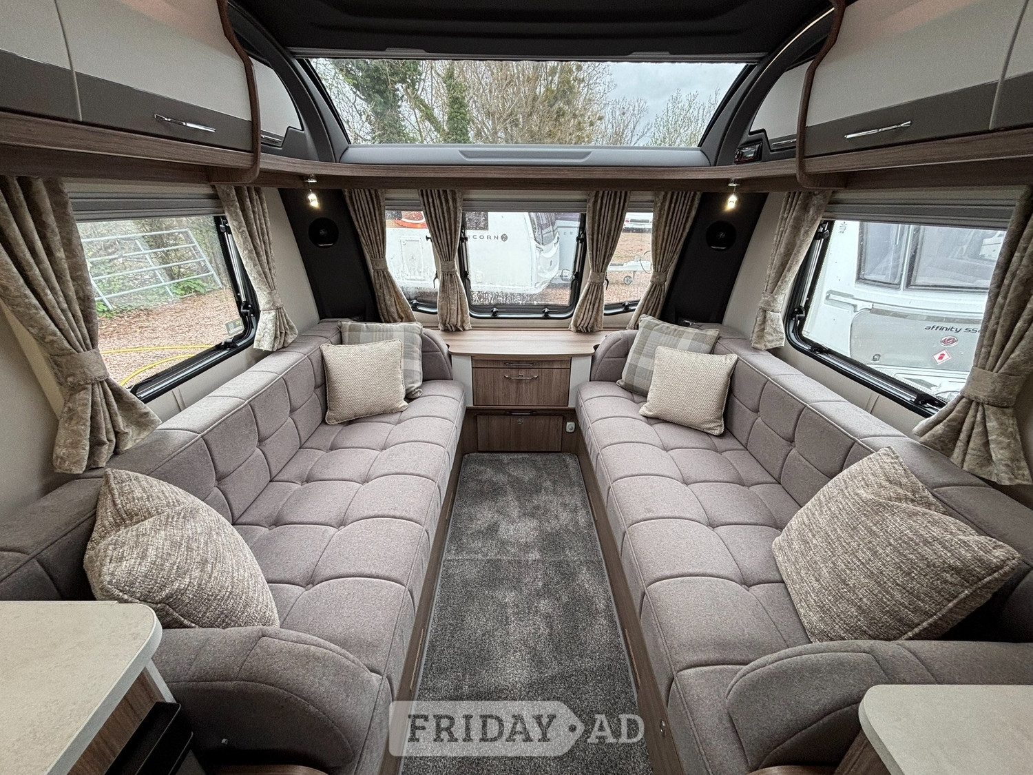 Coachman VIP 2025 - Motorhomes & Caravans in Gloucester