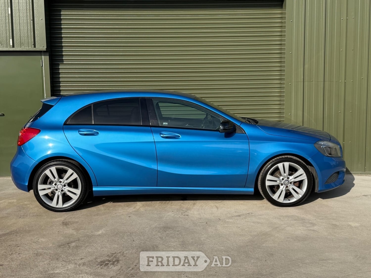 [ berth ]Mercedes-Benz A Class