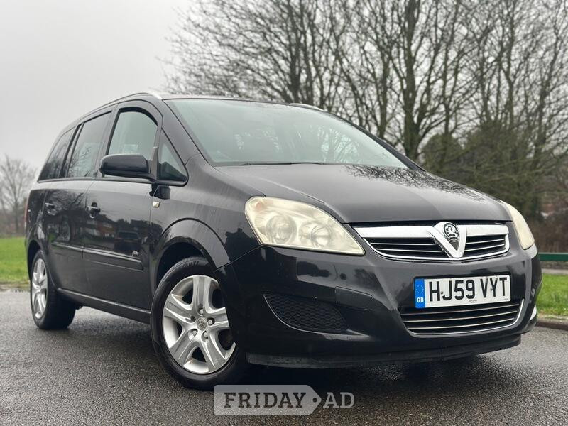 Vauxhall Zafira 2009 in Luton
