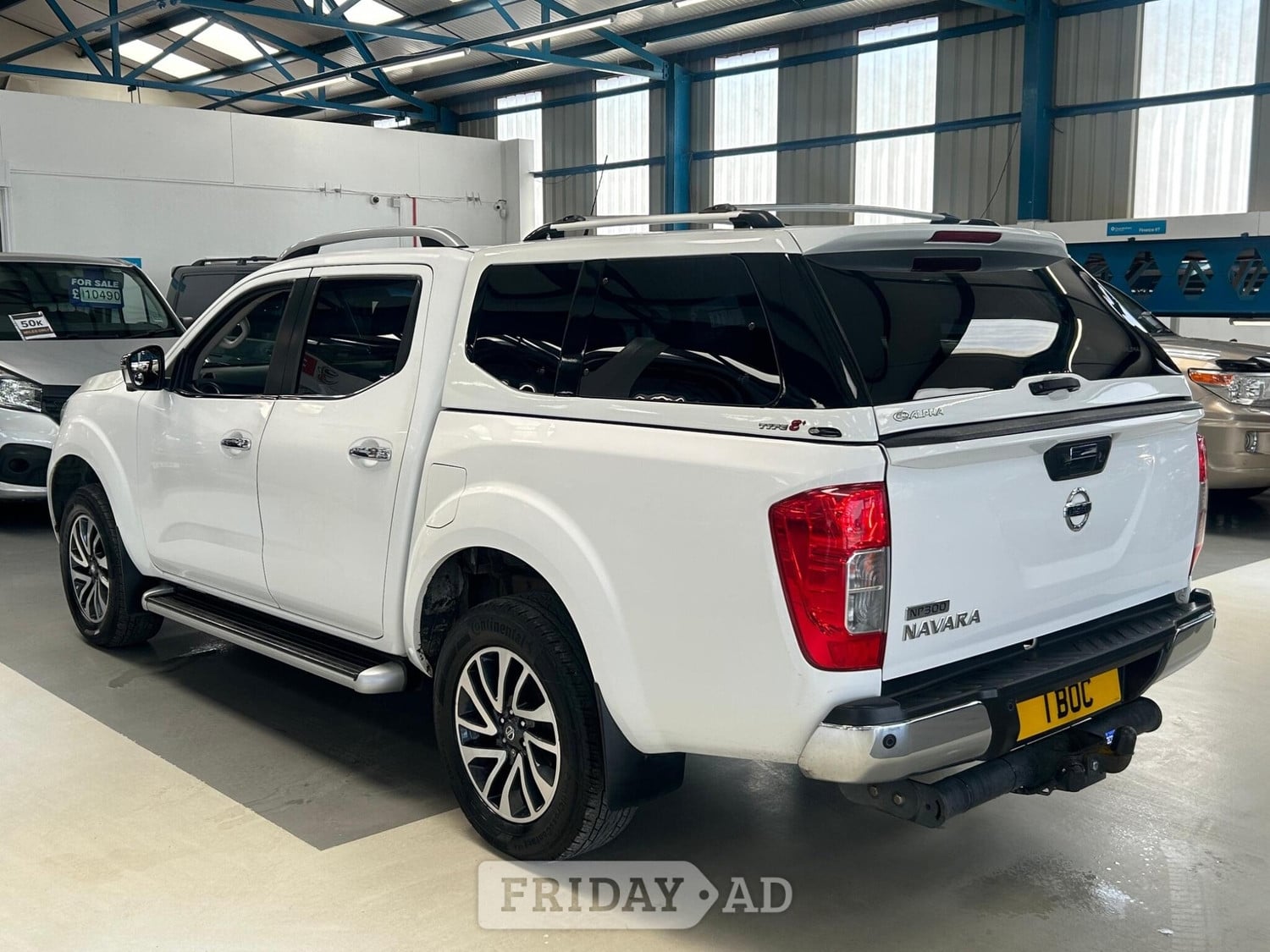 Nissan Navara 2016 - Vans & Commercial Vehicles in Bolton