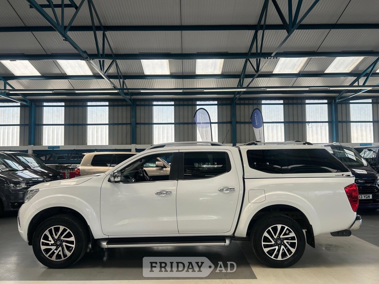 Nissan Navara 2016 - Vans & Commercial Vehicles