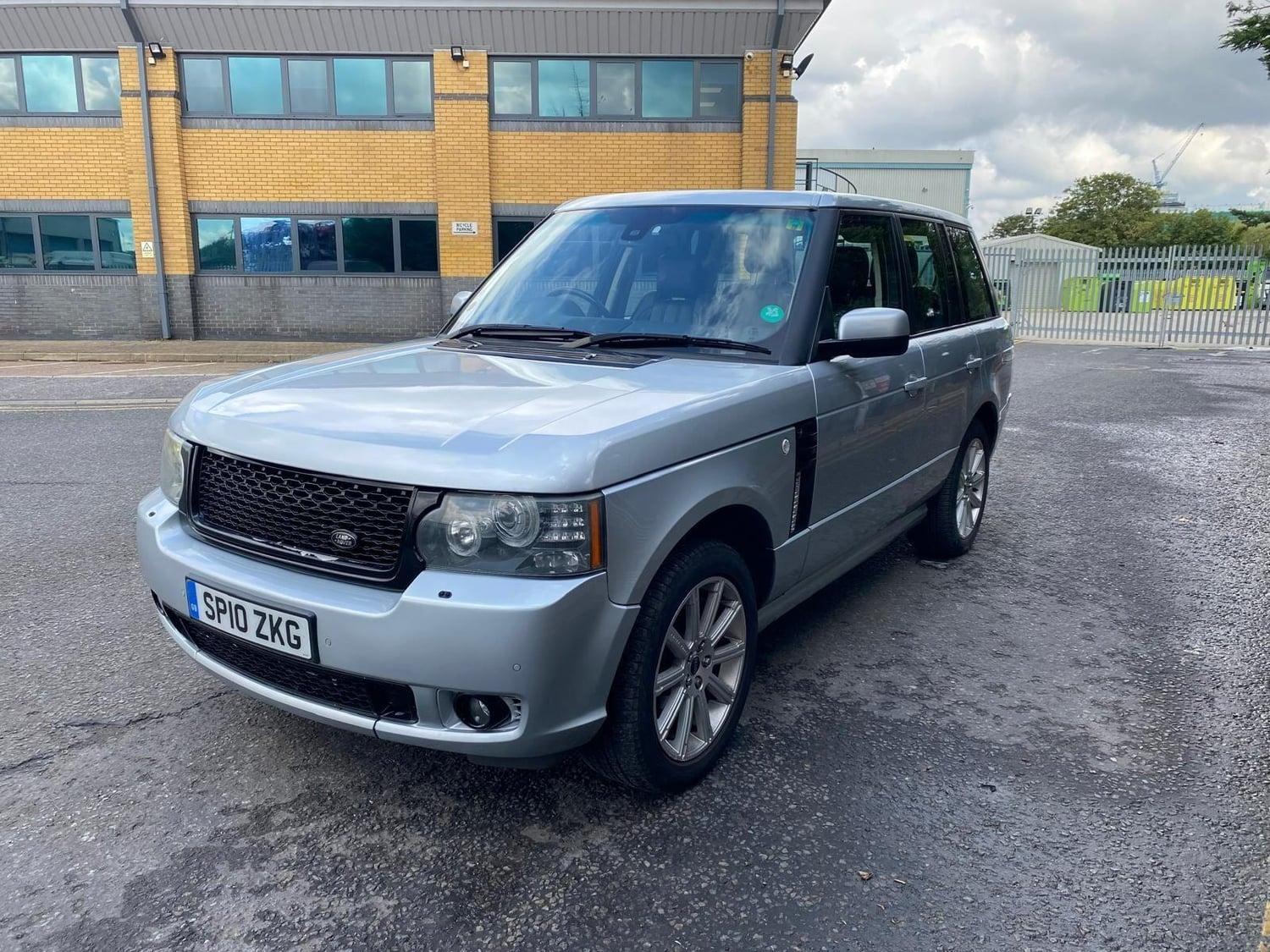 Land Rover Range Rover Wembley