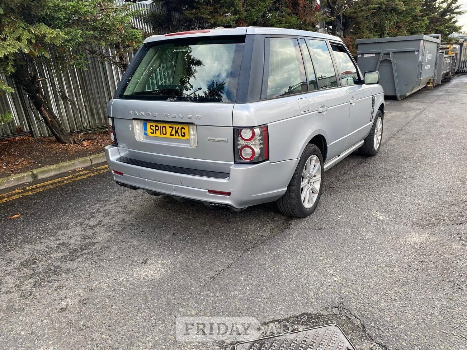 [ berth ]Land Rover Range Rover