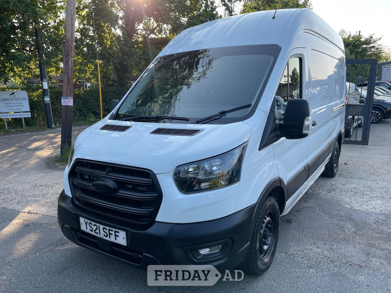 [ berth ]Ford Transit