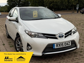 Toyota Auris 2015
