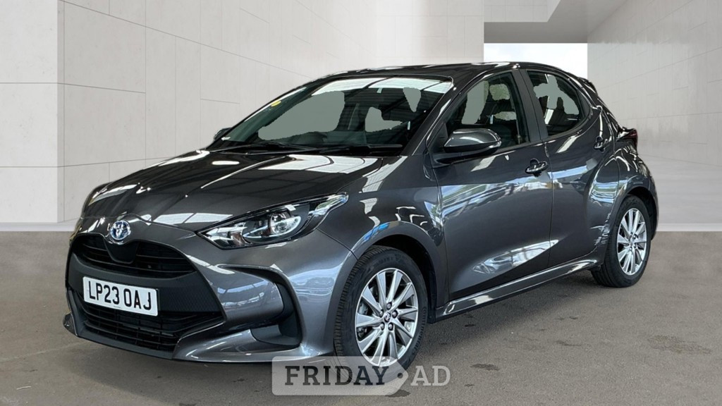 Toyota Yaris 2023 - Cars in Hillingdon