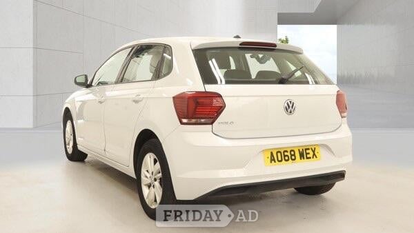[ berth ]Volkswagen Polo