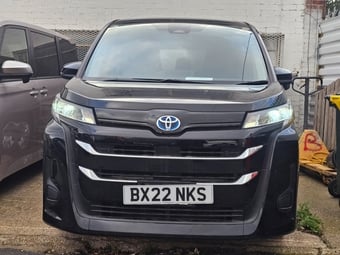 Toyota Noah 2022