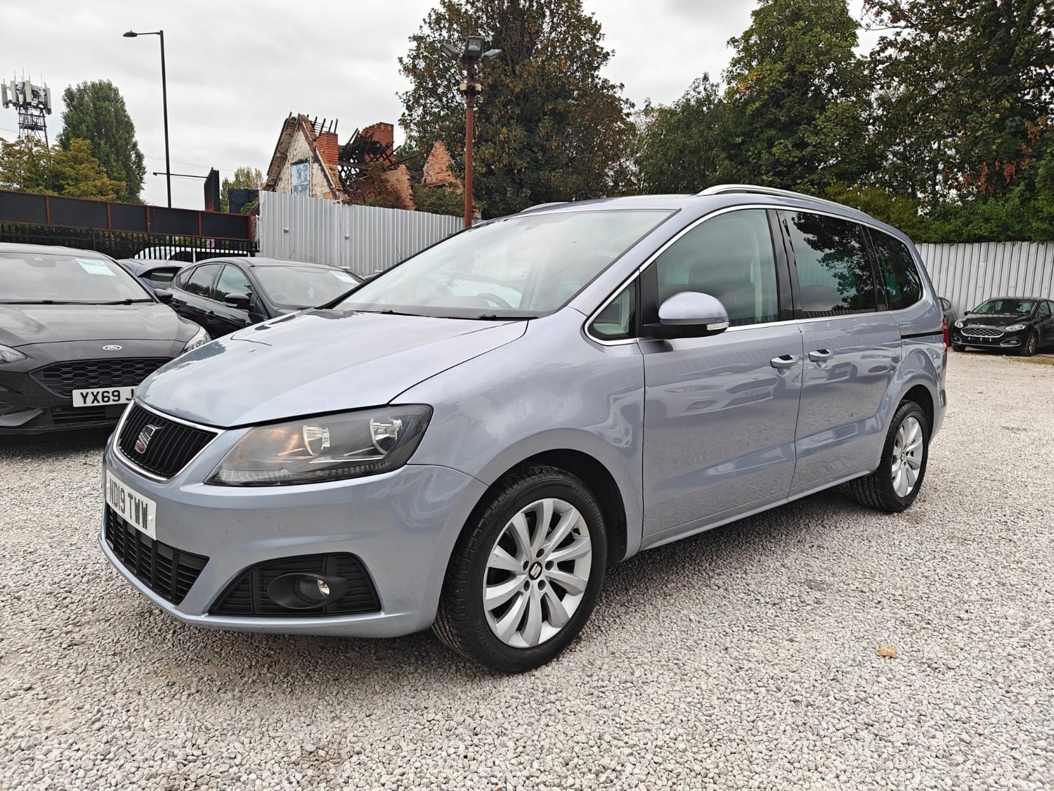 [ berth ]SEAT Alhambra