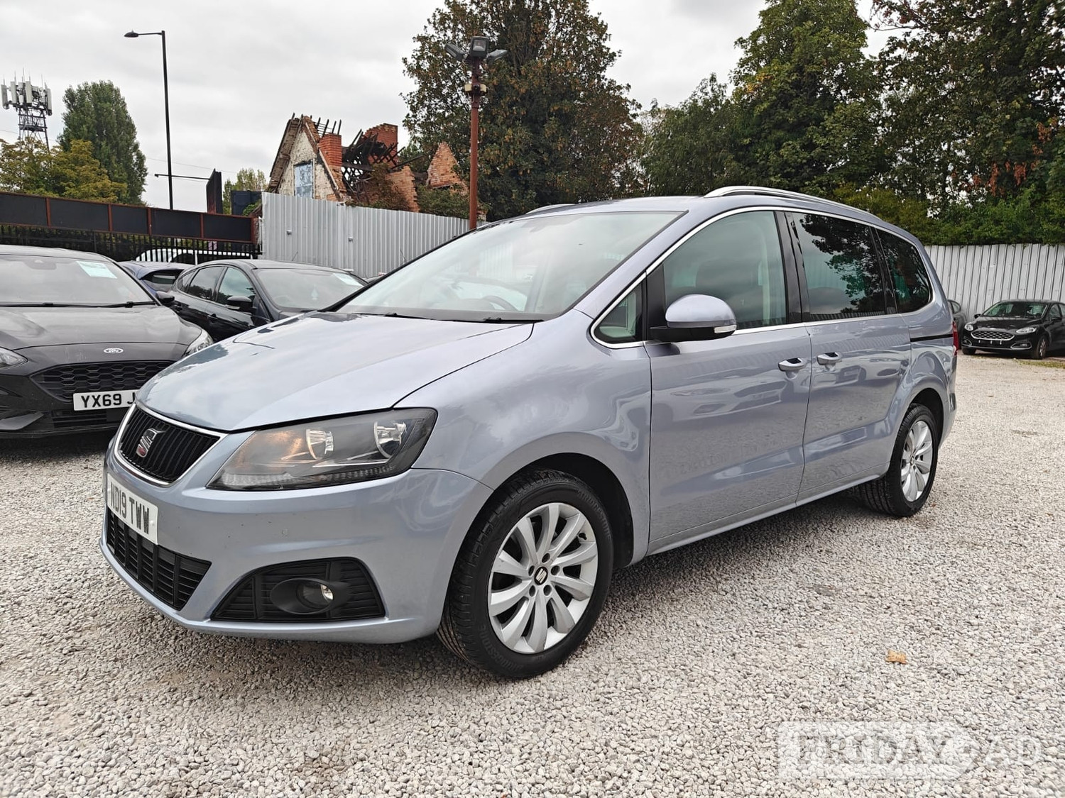 [ berth ]SEAT Alhambra