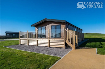 2 bed Lakes Coastal Executive Lodge - 12 month owners only