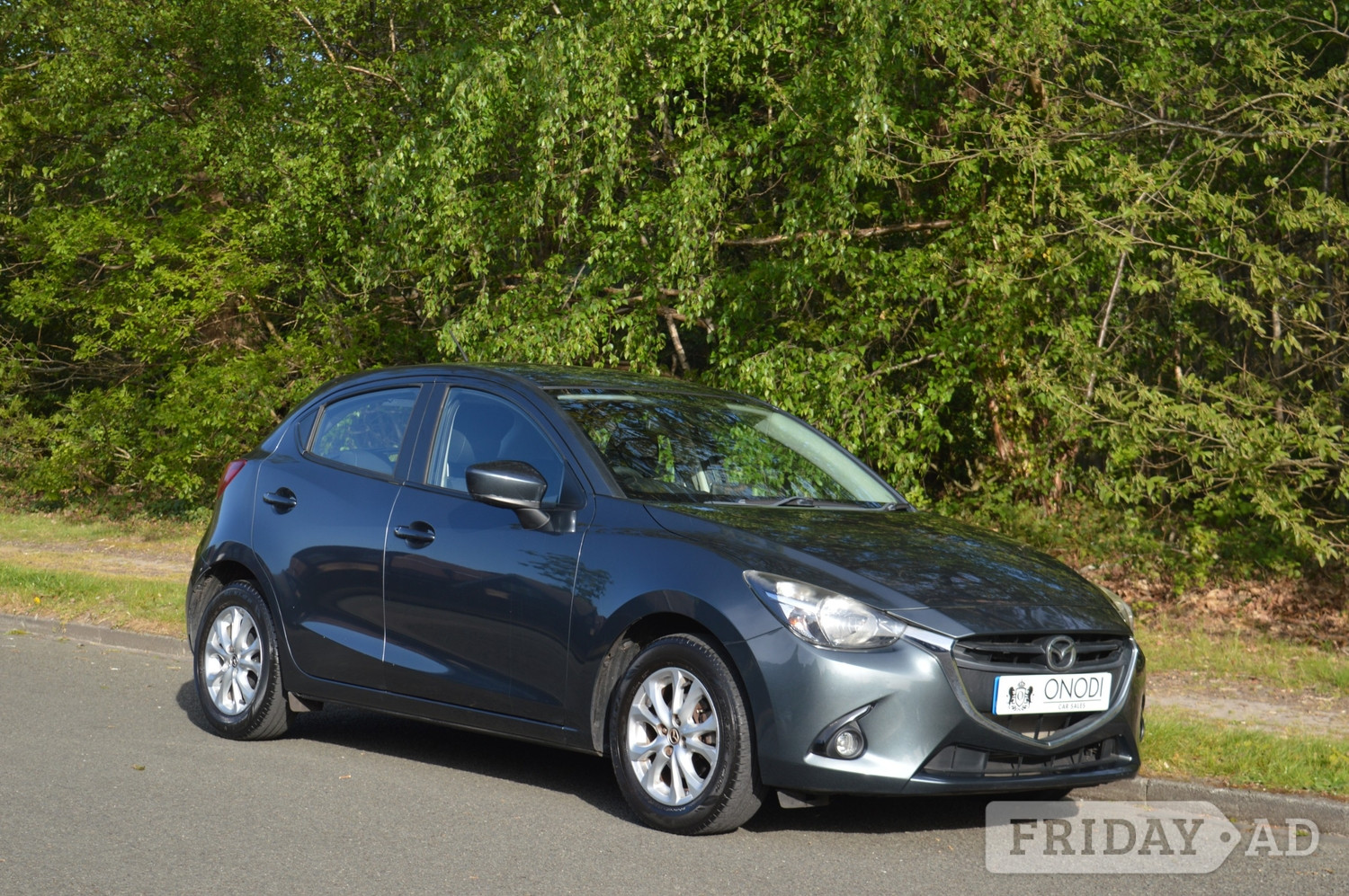 Mazda Mazda2 2016 - Cars