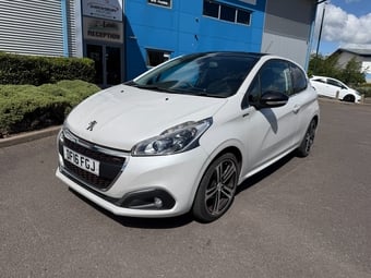 Peugeot 208 2016