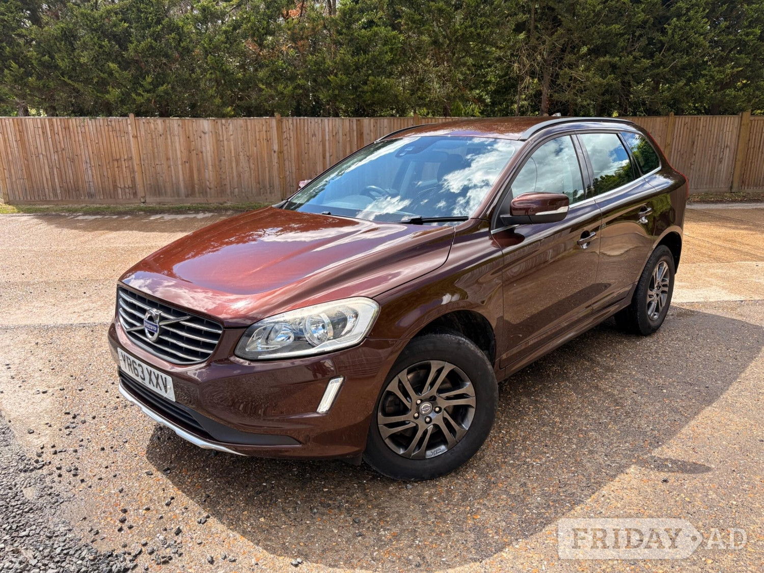 [ berth ]Volvo XC60