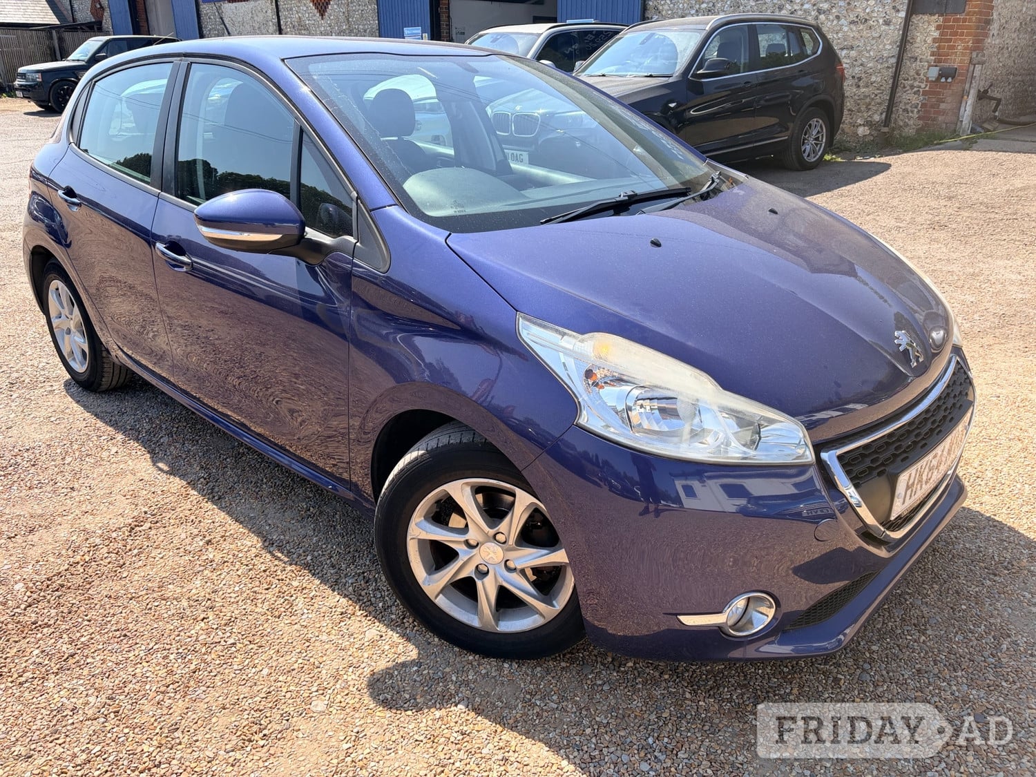 [ berth ]Peugeot 208