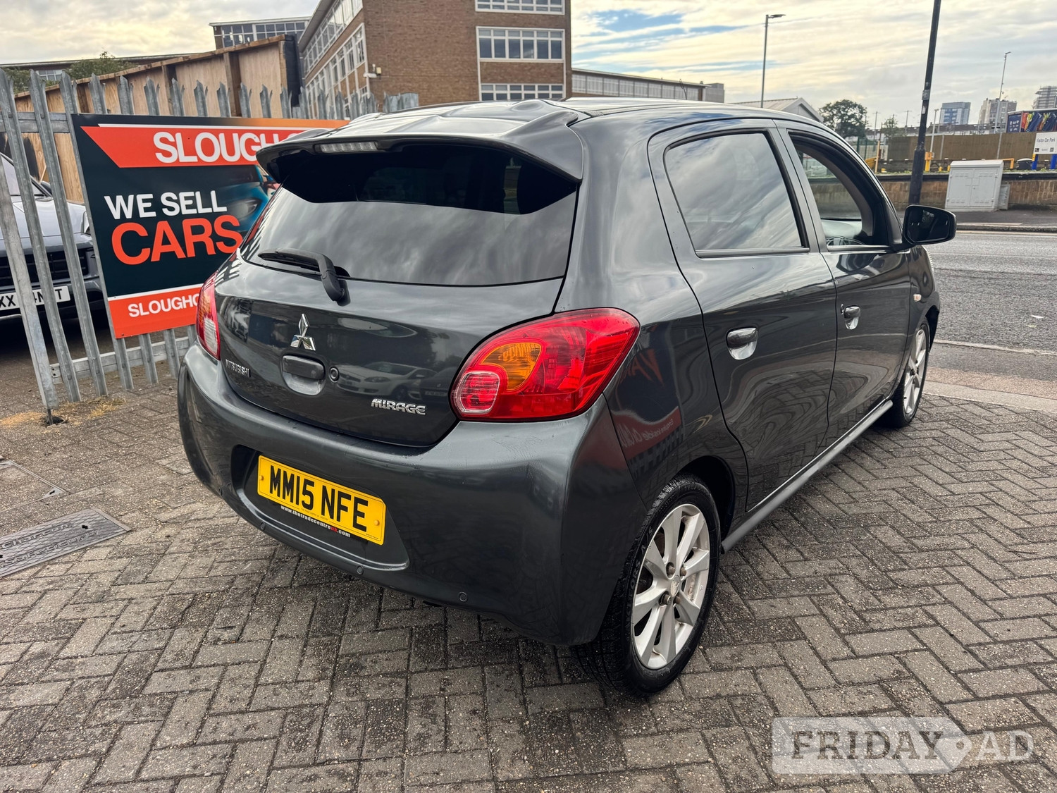 Mitsubishi Mirage 2015 - Cars in Slough