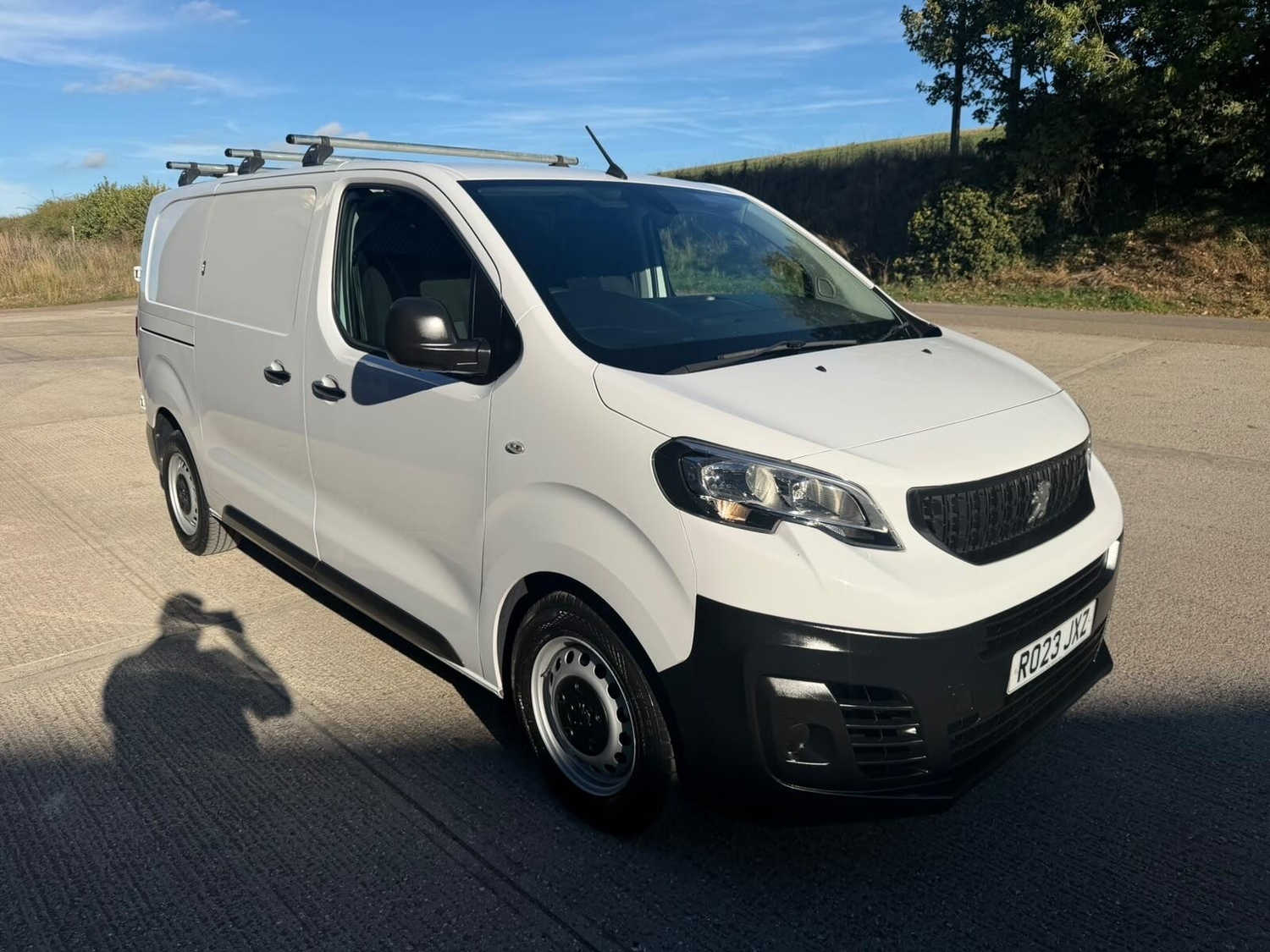 Peugeot Expert 2023 - Vans & Commercial Vehicles in Newbury
