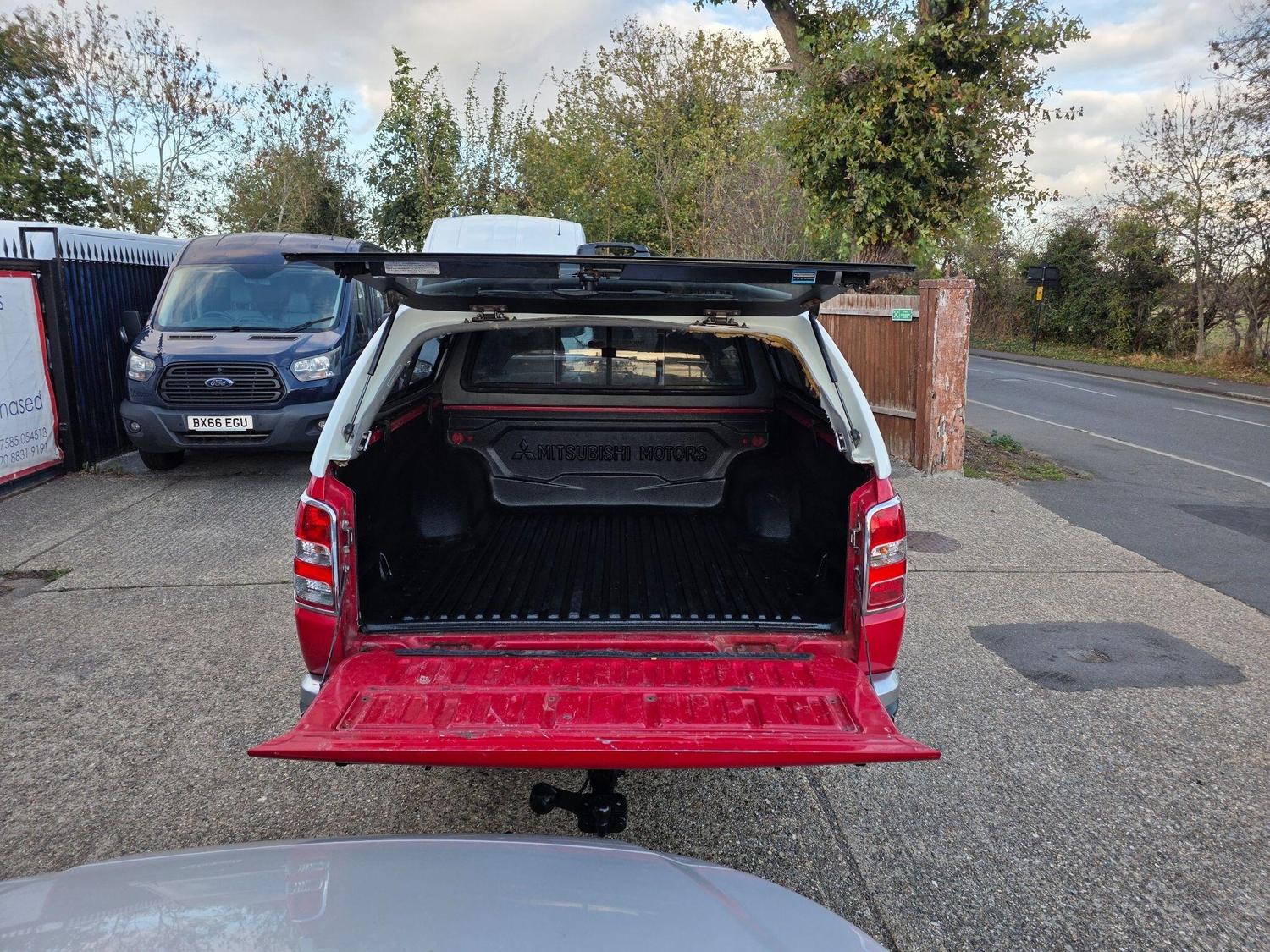 Mitsubishi L200 2017 - Vans & Commercial Vehicles