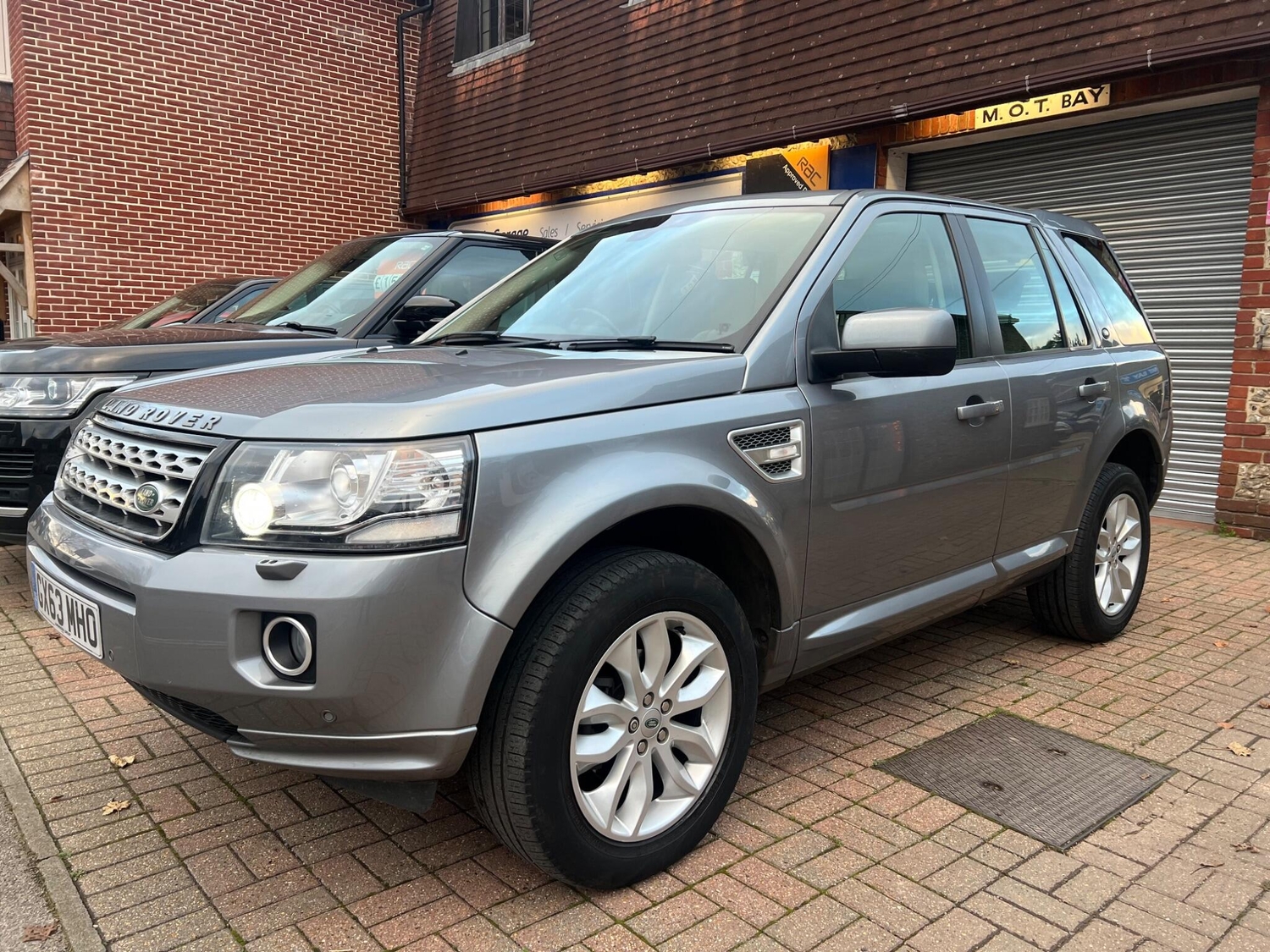 Land Rover Freelander 2 2013 - Cars