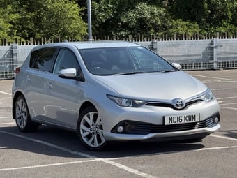 Toyota Auris 2016