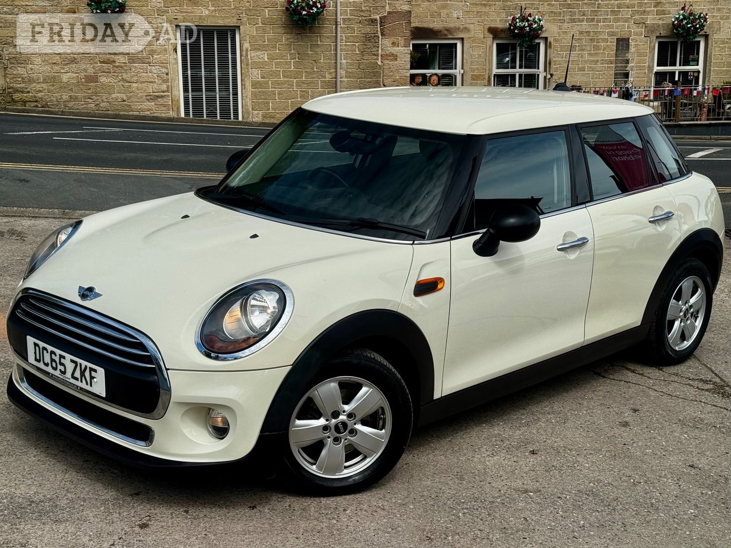 [ berth ]Mini Hatch