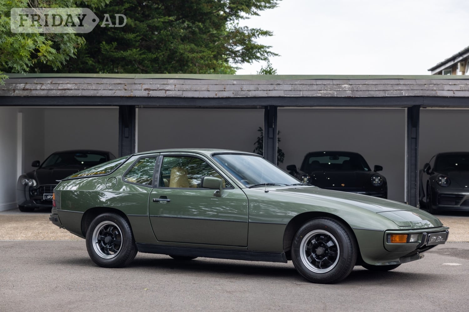 Porsche 924 1980 in Bromley