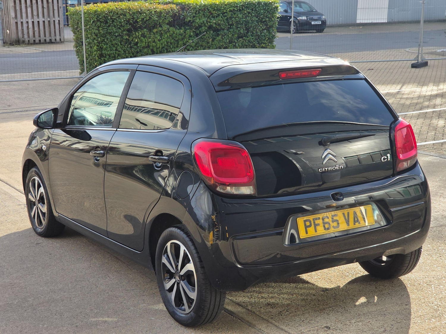 [ berth ]Citroen C1