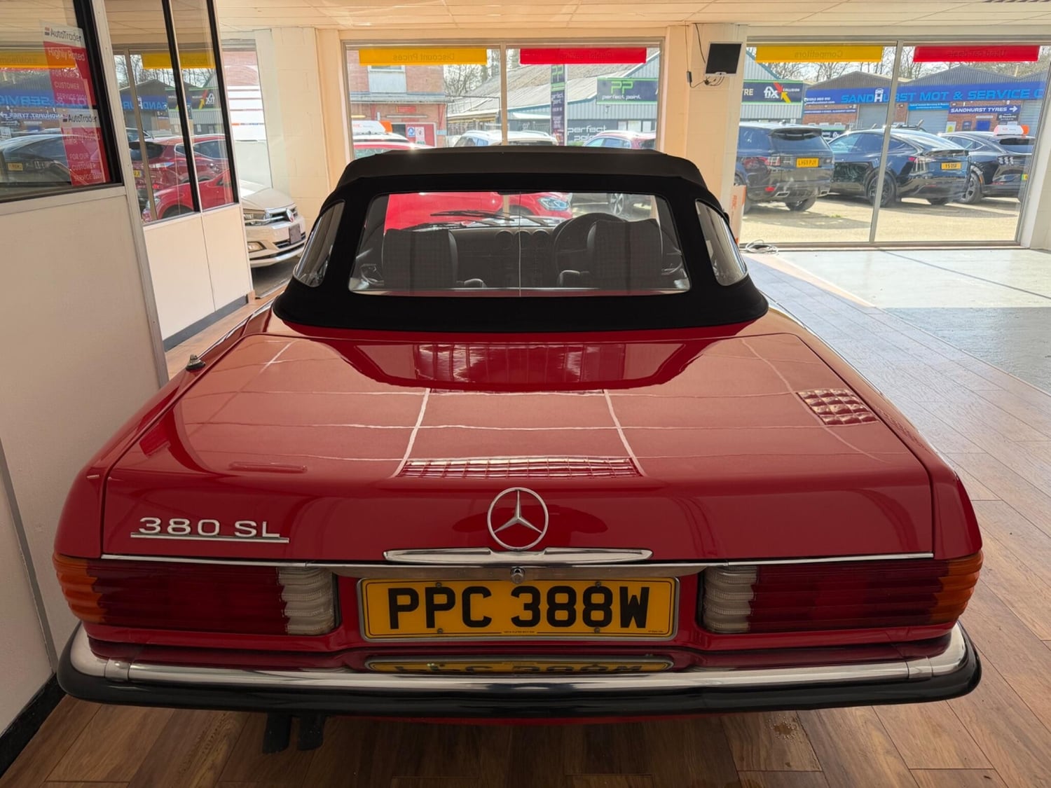 Mercedes-Benz 380 1981 - Cars in Sandhurst