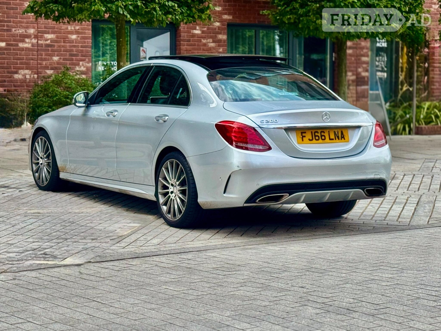 Mercedes-Benz C Class 2017 - Cars in Staines