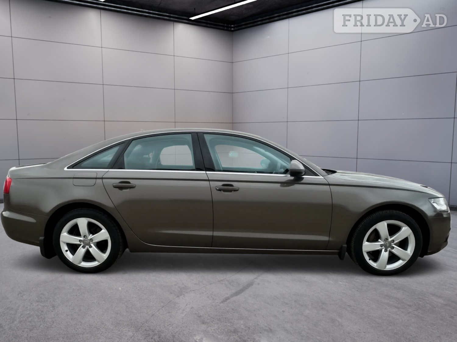 [ berth ]Audi A6 Saloon